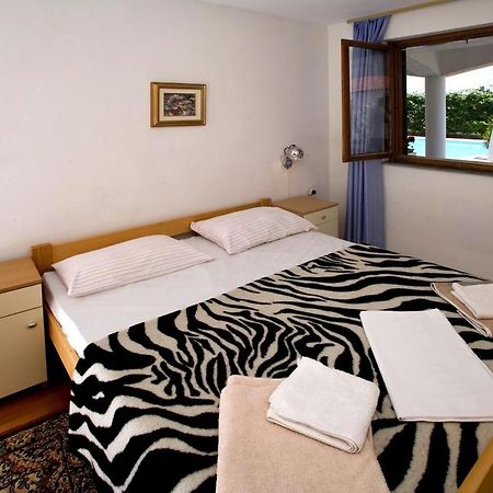 Apartments Athena Nova Vas  Екстер'єр фото