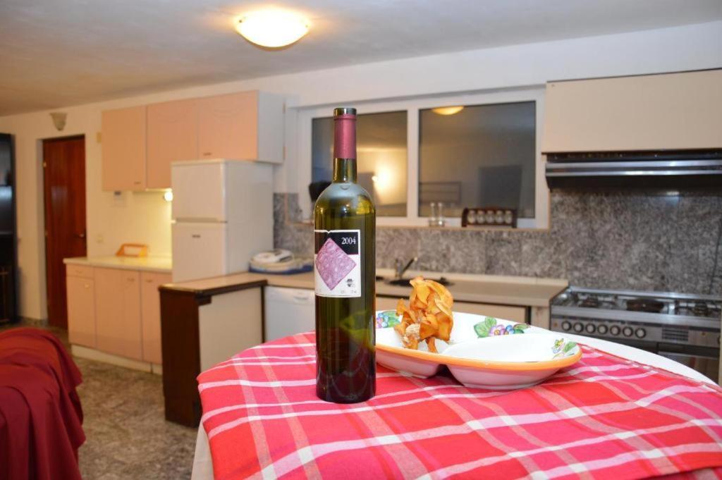 Apartments Athena Nova Vas  Екстер'єр фото