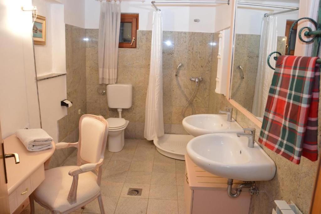 Apartments Athena Nova Vas  Екстер'єр фото
